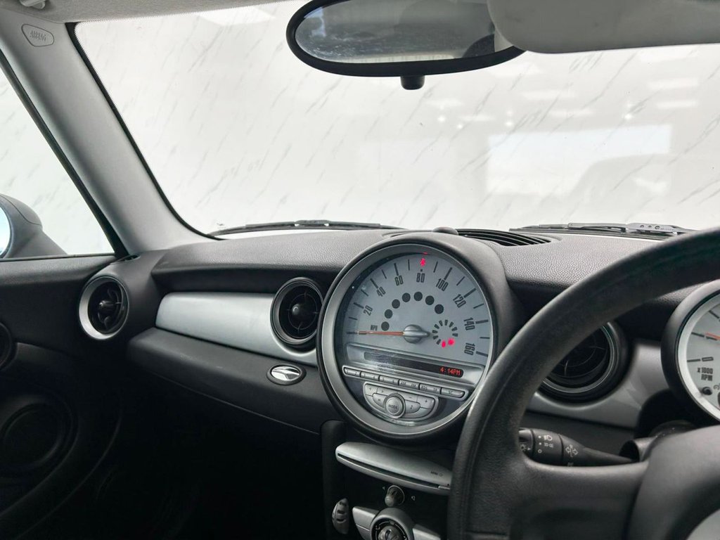 Used MINI Hatch 2010 for sale - 76604601: Photo 14