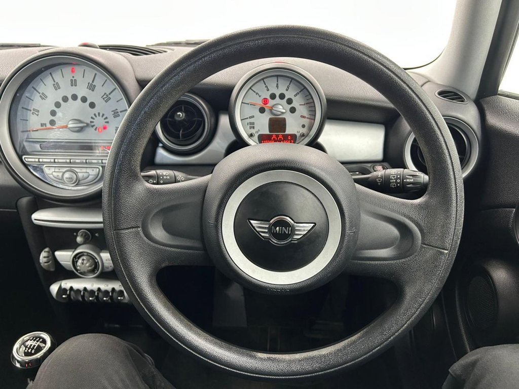 Used MINI Hatch 2010 for sale - 76604601: Photo 16