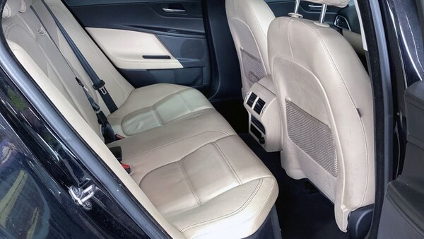 Used Jaguar XE 2016 for sale - 76235732: Photo 12