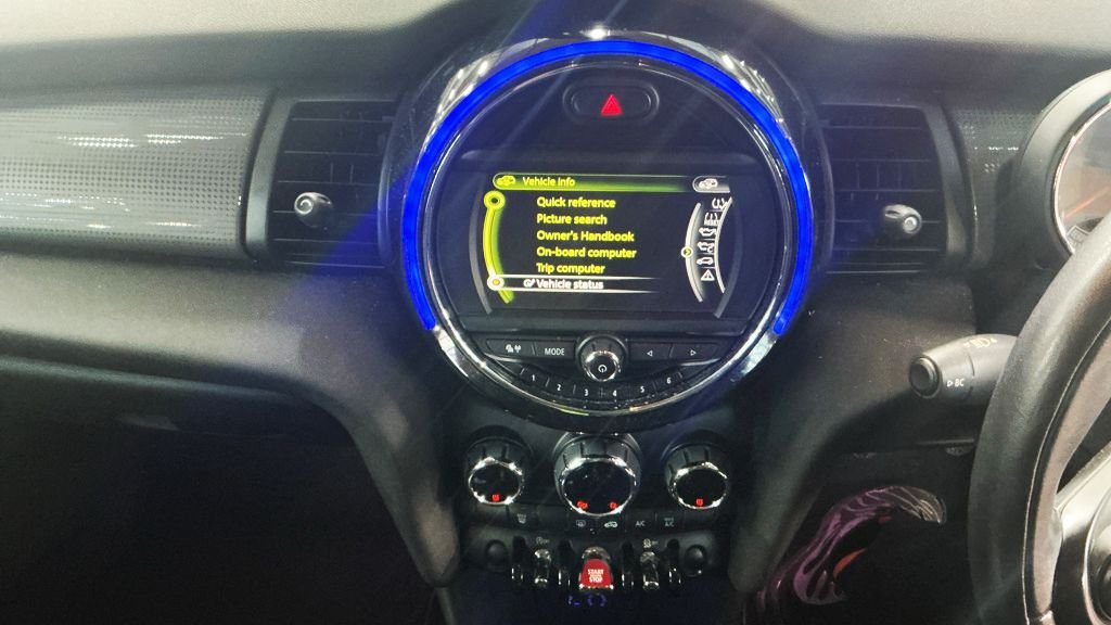 Used MINI Hatch 2017 for sale - 77734812: Photo 12