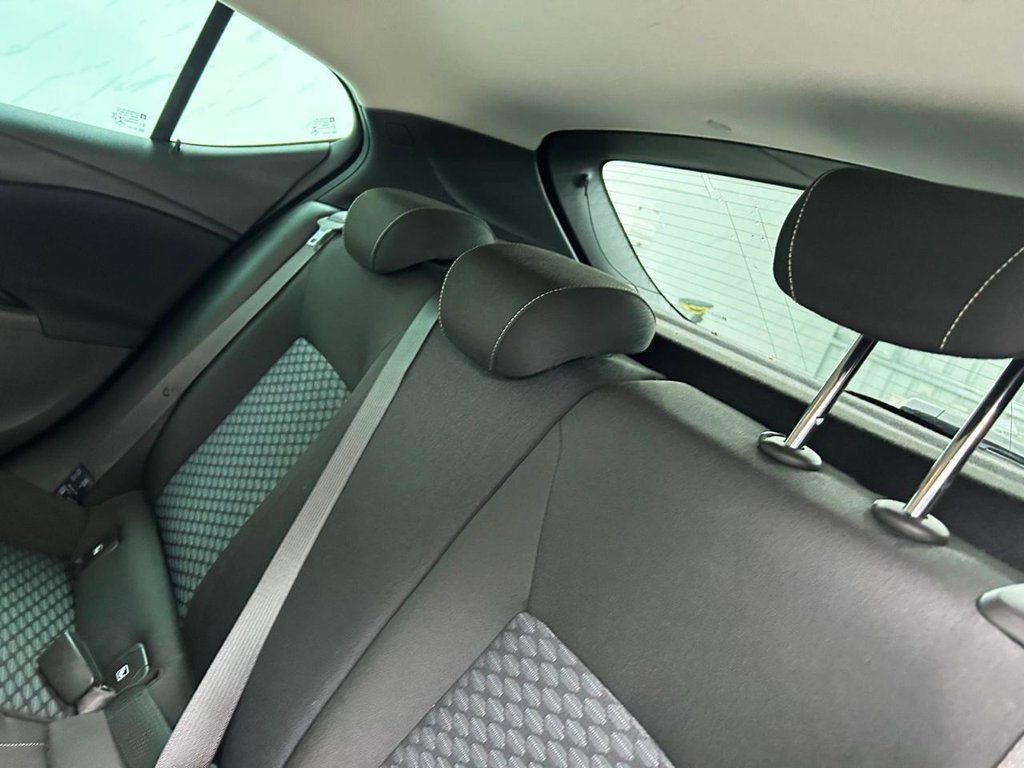 Used Vauxhall Astra 2018 for sale - 78124093: Photo 18