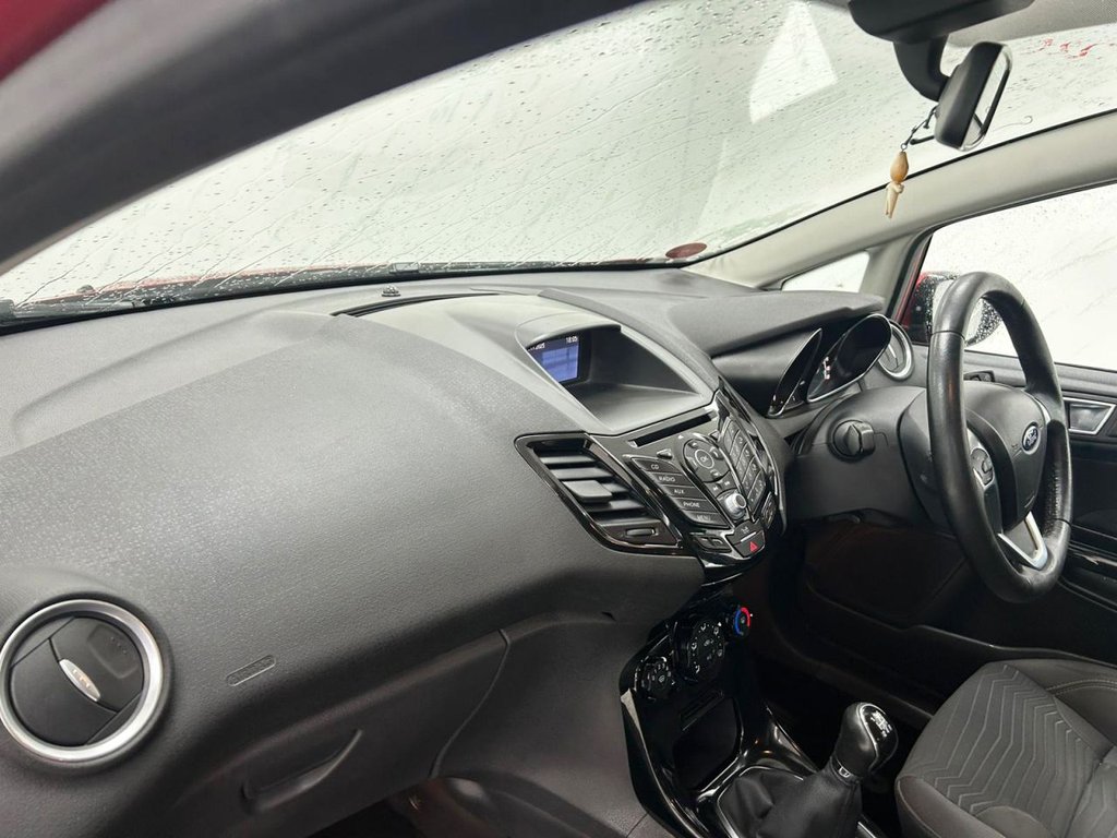 Used Ford Fiesta 2015 for sale - 76345897: Photo 13