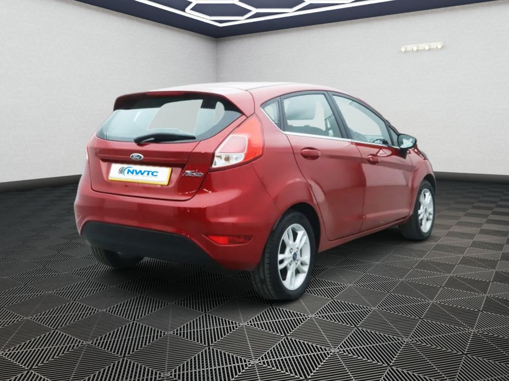 Used Ford Fiesta 2015 for sale - 76345897: Photo 4