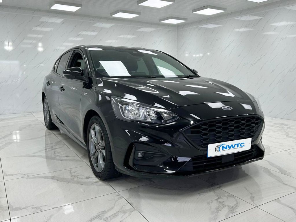 Used Ford Focus 2019 for sale - 76267076: Photo 2