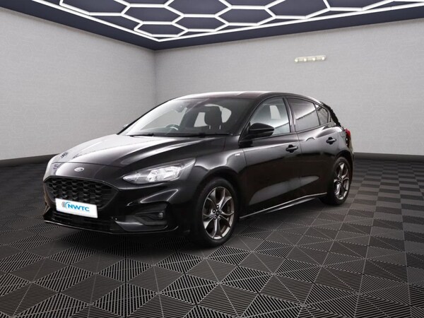 Used Ford Focus 2019 for sale - 76267076: Photo 2
