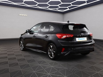 Used Ford Focus 2019 for sale - 76267076: Photo 3