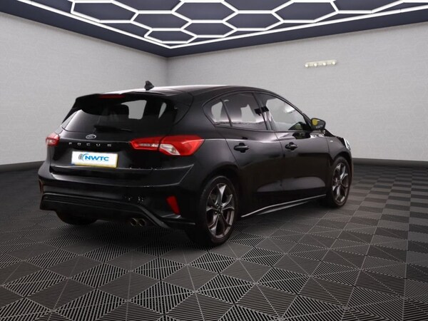 Used Ford Focus 2019 for sale - 76267076: Photo 4