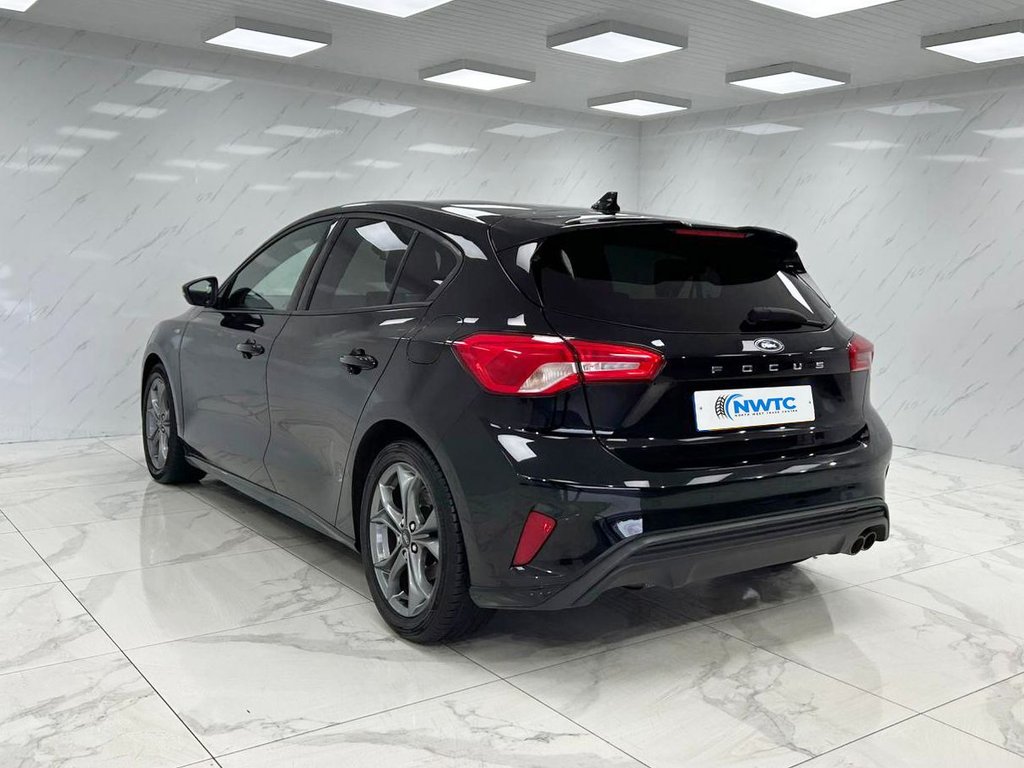 Used Ford Focus 2019 for sale - 76267076: Photo 6