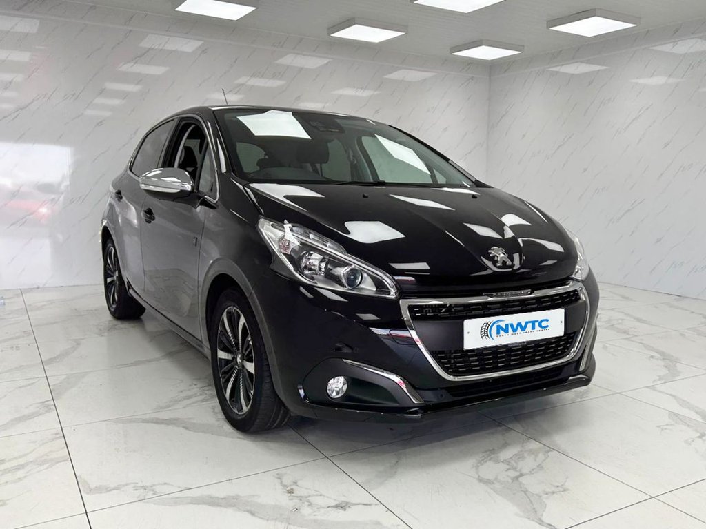 Used Peugeot 208 2019 for sale - 77571839: Photo 2