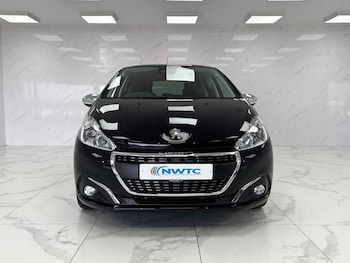 Used Peugeot 208 2019 for sale - 77571839: Photo