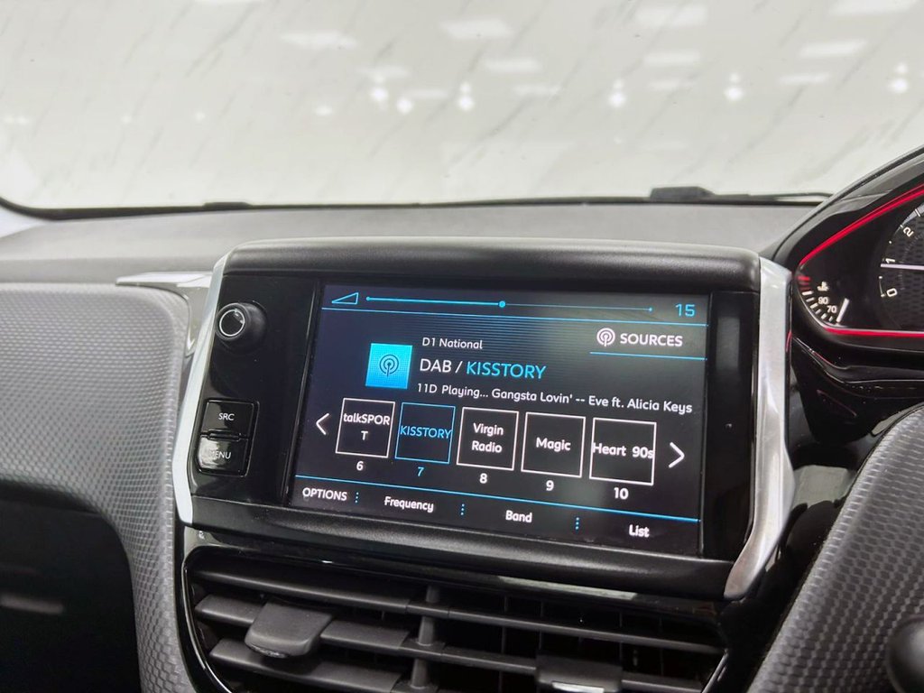 Used Peugeot 2008 2018 for sale - 75715868: Photo 16