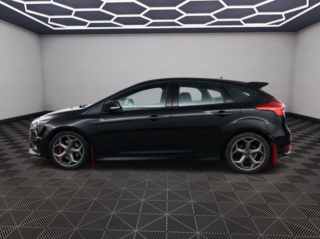Used Ford Focus 2017 for sale - 76367577: Photo 7