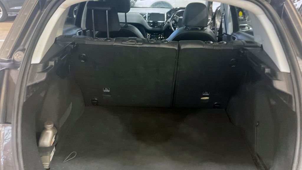 Used Peugeot 2008 2017 for sale - 76069059: Photo 12