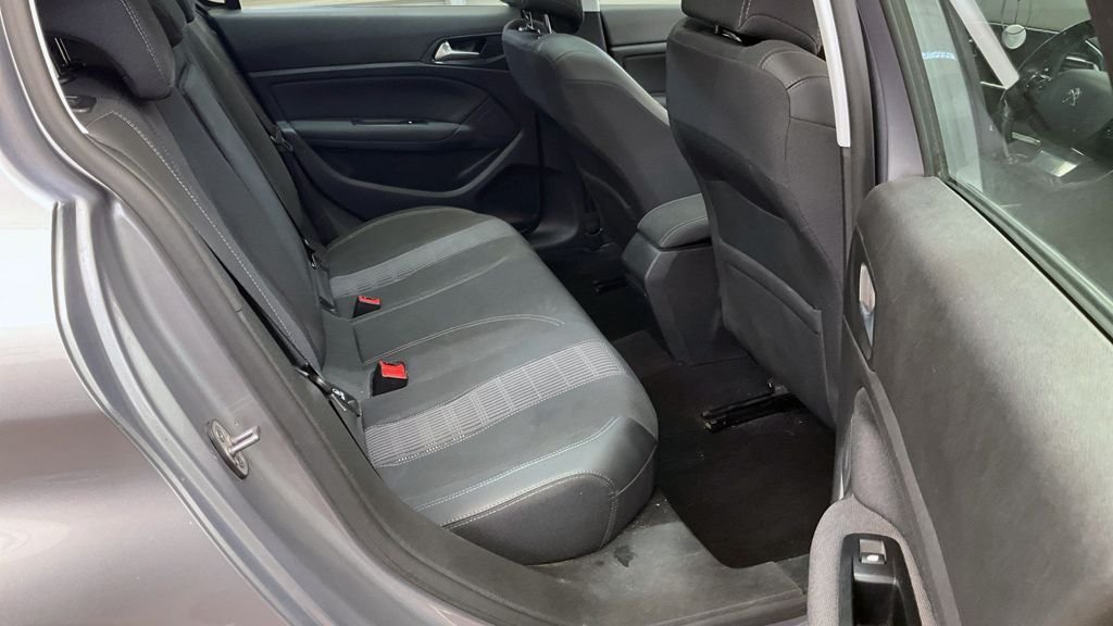 Used Peugeot 308 2019 for sale - 76029511: Photo 11