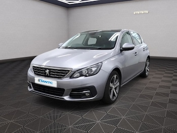 Used Peugeot 308 2019 for sale - 76029511: Photo 2