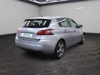Used Peugeot 308 2019 for sale - 76029511: Photo 4