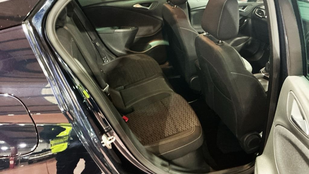 Used Vauxhall Astra 2019 for sale - 77139958: Photo 12