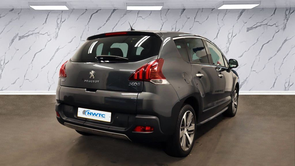 Used Peugeot 3008 2015 for sale - 76430319: Photo 5
