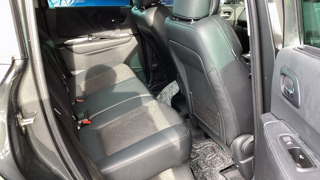 Used Peugeot 3008 2015 for sale - 76430319: Photo 9