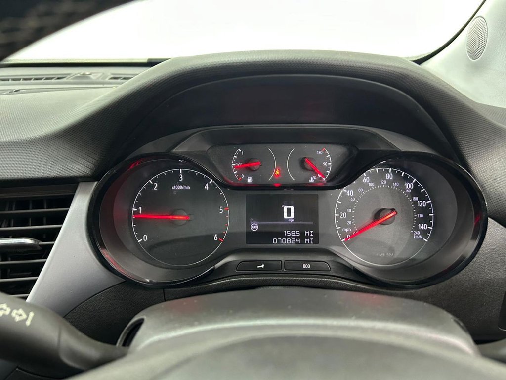 Used Vauxhall Crossland X 2018 for sale - 76430235: Photo 18