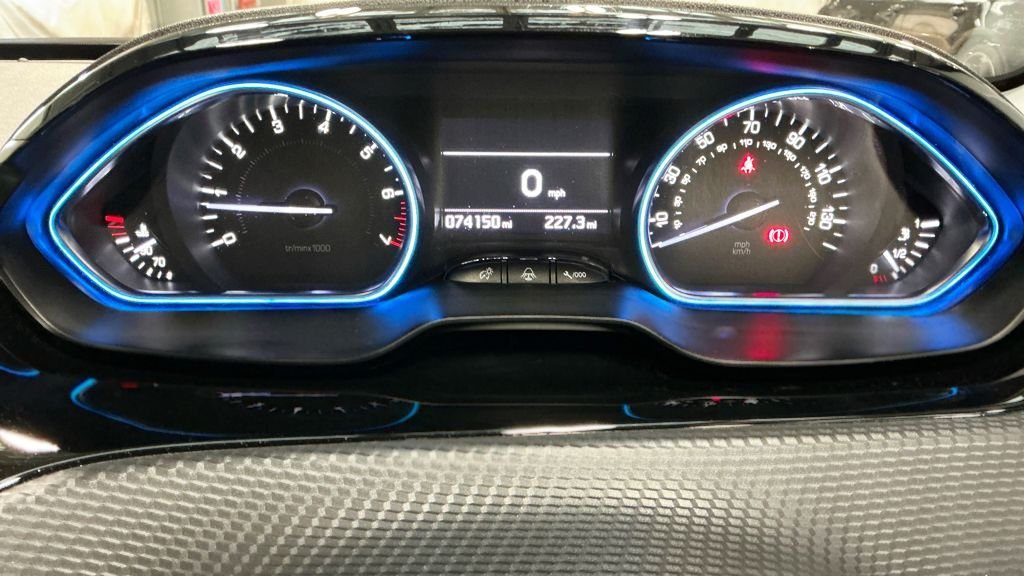 Used Peugeot 2008 2017 for sale - 77557853: Photo 10