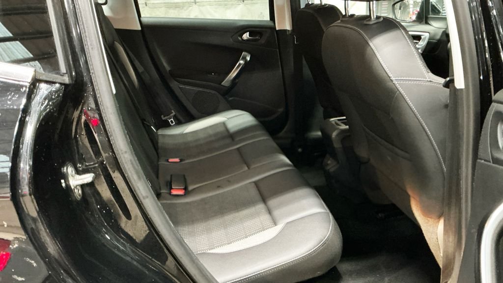 Used Peugeot 2008 2017 for sale - 77557853: Photo 12