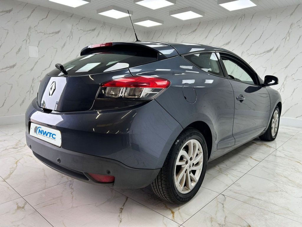 Used Renault Megane 2015 for sale - 76105992: Photo 10