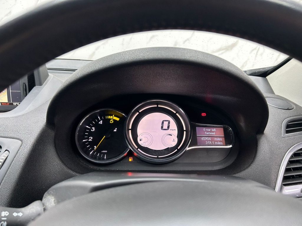 Used Renault Megane 2015 for sale - 76105992: Photo 19