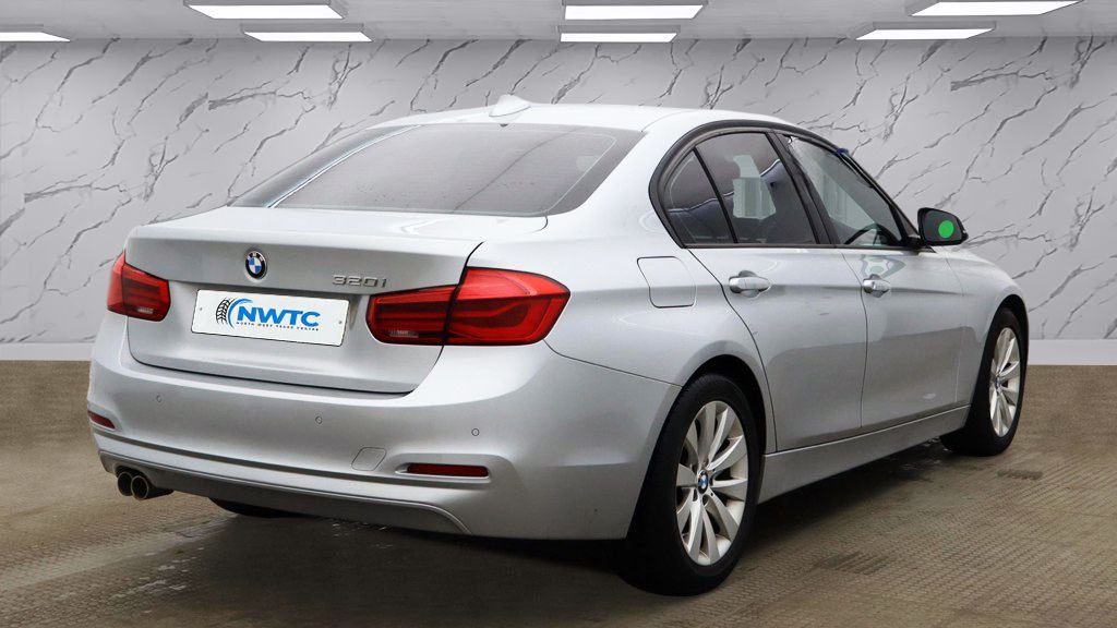 Used BMW 3 Series 2018 for sale - 76923899: Photo 5