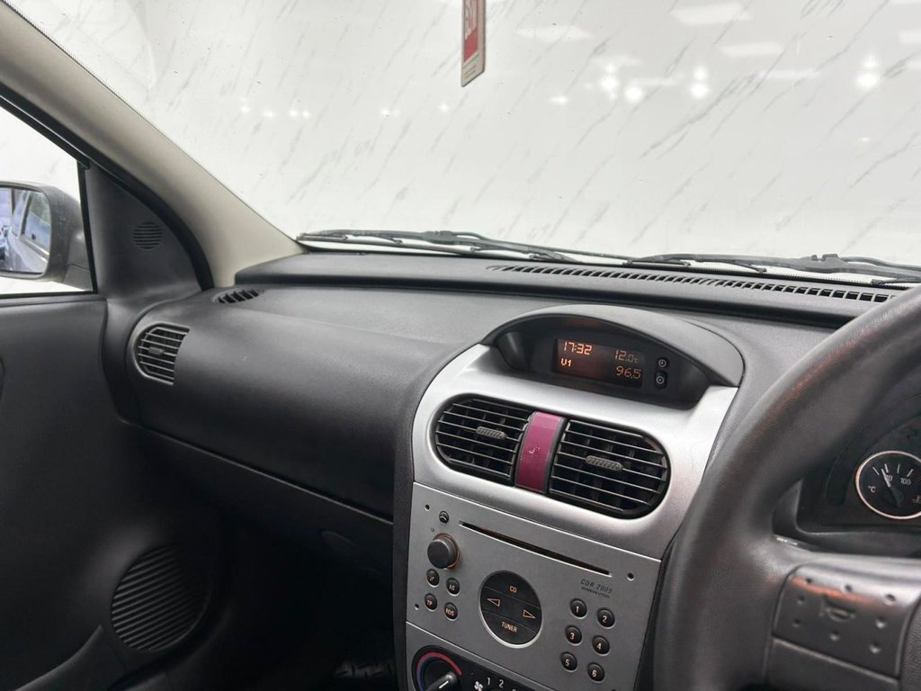Used Vauxhall Corsa 2003 for sale - 76751367: Photo 13