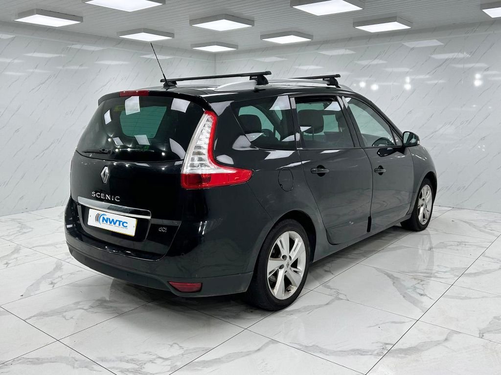 Used Renault Grand Scenic 2014 for sale - 76711445: Photo 10