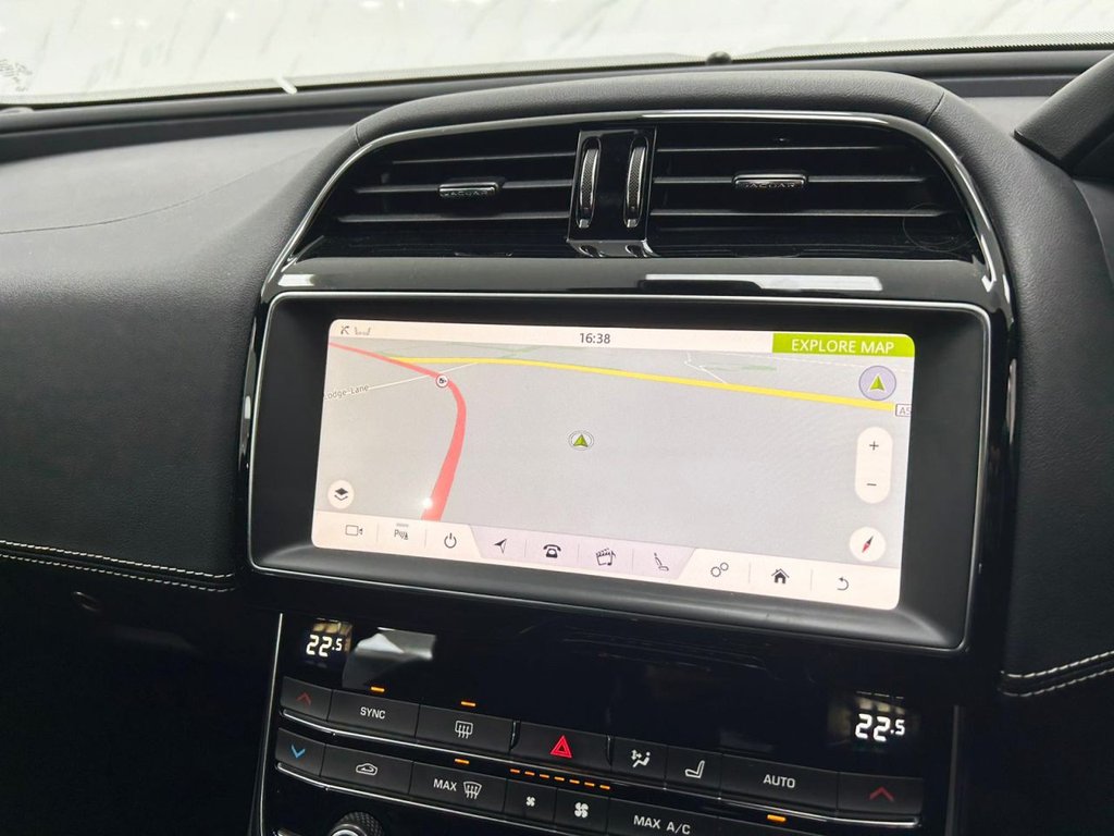 Used Jaguar XE 2019 for sale - 76267096: Photo 14