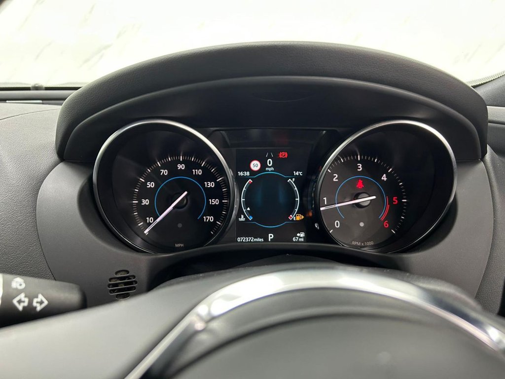 Used Jaguar XE 2019 for sale - 76267096: Photo 16