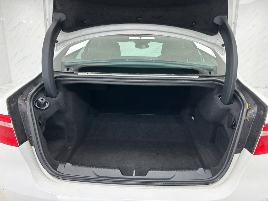 Used Jaguar XE 2019 for sale - 76267096: Photo 19