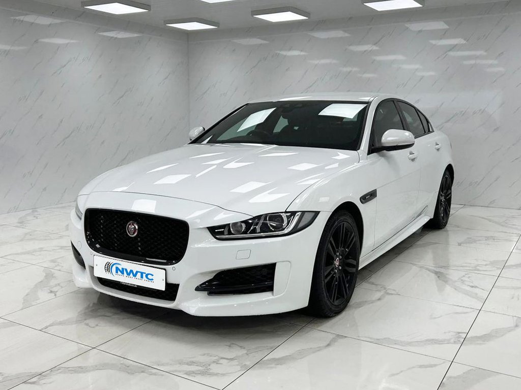 Used Jaguar XE 2019 for sale - 76267096: Photo 4
