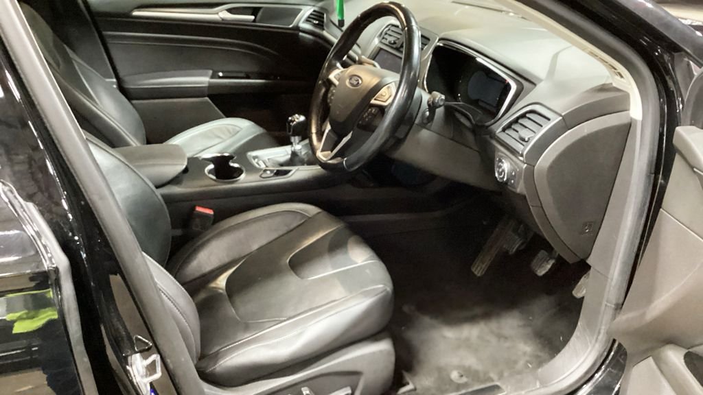 Used Ford Mondeo 2019 for sale - 76910445: Photo 10