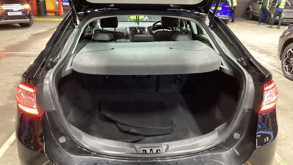 Used Ford Mondeo 2019 for sale - 76910445: Photo 12