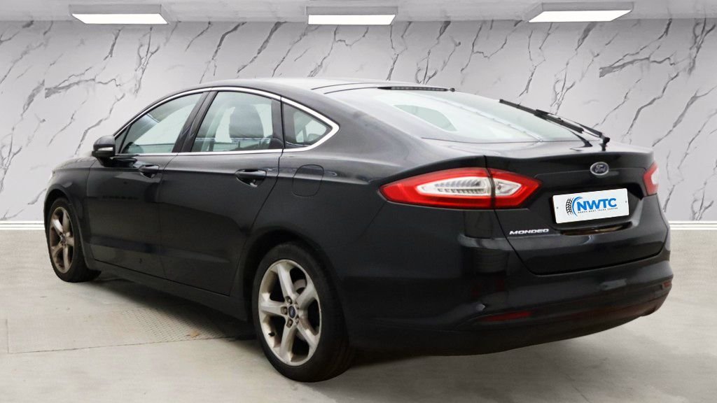 Used Ford Mondeo 2019 for sale - 76910445: Photo 4
