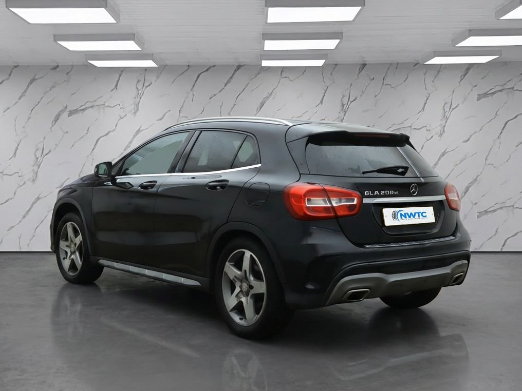 Used Mercedes-Benz GLA 2015 for sale - 77250789: Photo 4