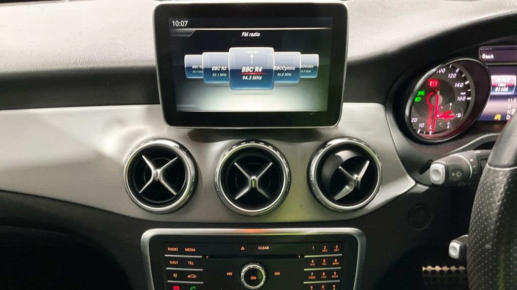 Used Mercedes-Benz GLA 2015 for sale - 77250789: Photo 9