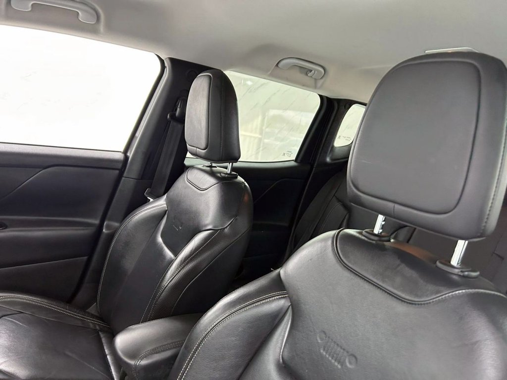 Used Jeep Renegade 2016 for sale - 77171651: Photo 13