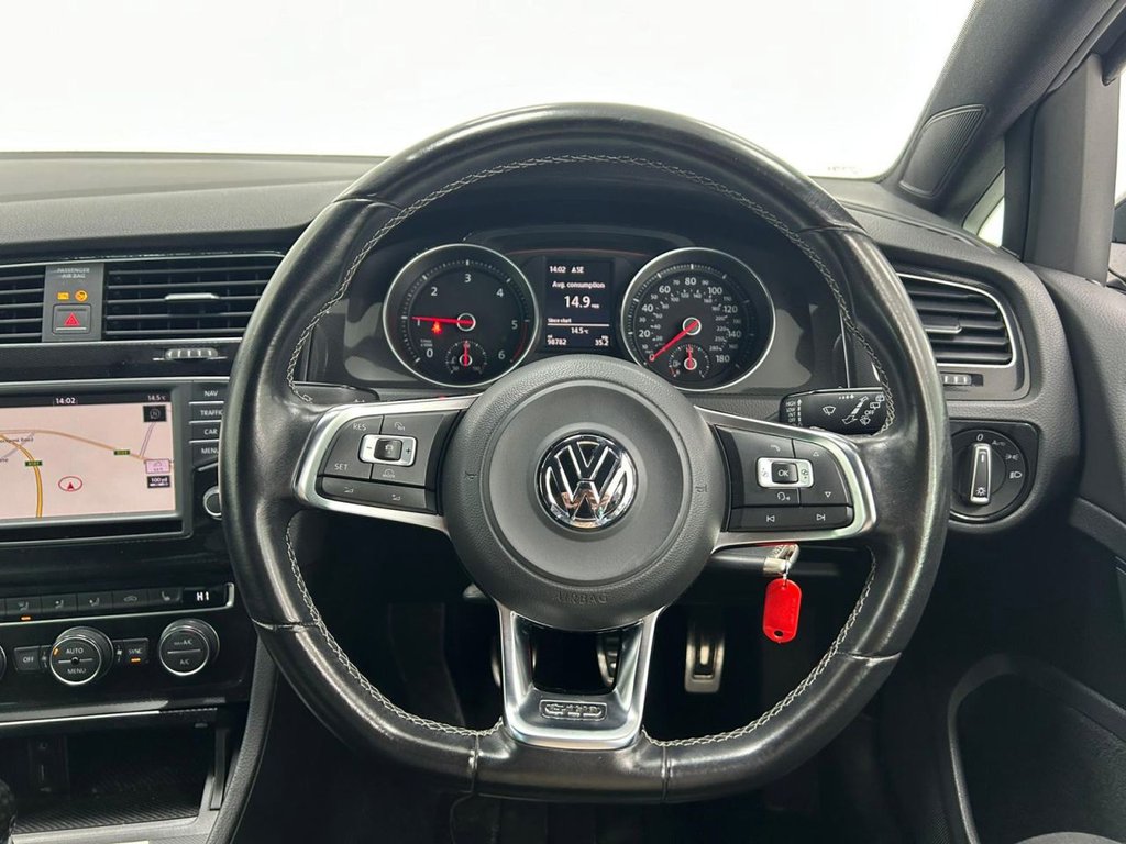 Used Volkswagen Golf 2016 for sale - 76081044: Photo 17