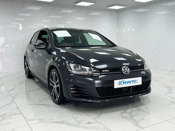 Used Volkswagen Golf 2016 for sale - 76081044: Photo 2