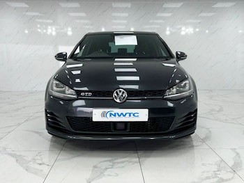 Used Volkswagen Golf 2016 for sale - 76081044: Photo 3