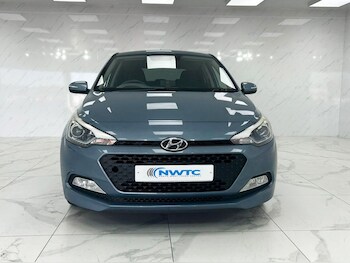 Used Hyundai i20 2015 for sale - 75752870: Photo