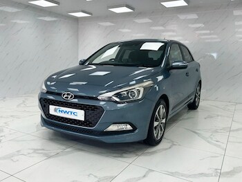 Used Hyundai i20 2015 for sale - 75752870: Photo