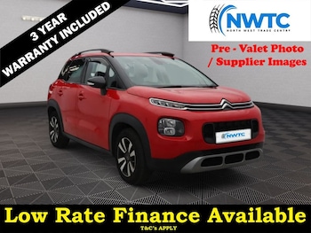 2019 (19) - 1.2 PureTech Feel SUV 5dr Petrol Manual 6 Spd Euro 6 (s/s) (110 ps) 1 FORME