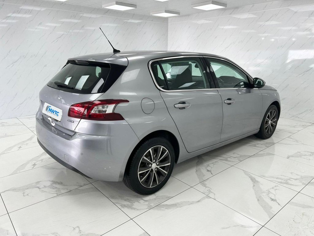 Used Peugeot 308 2016 for sale - 77038215: Photo 6