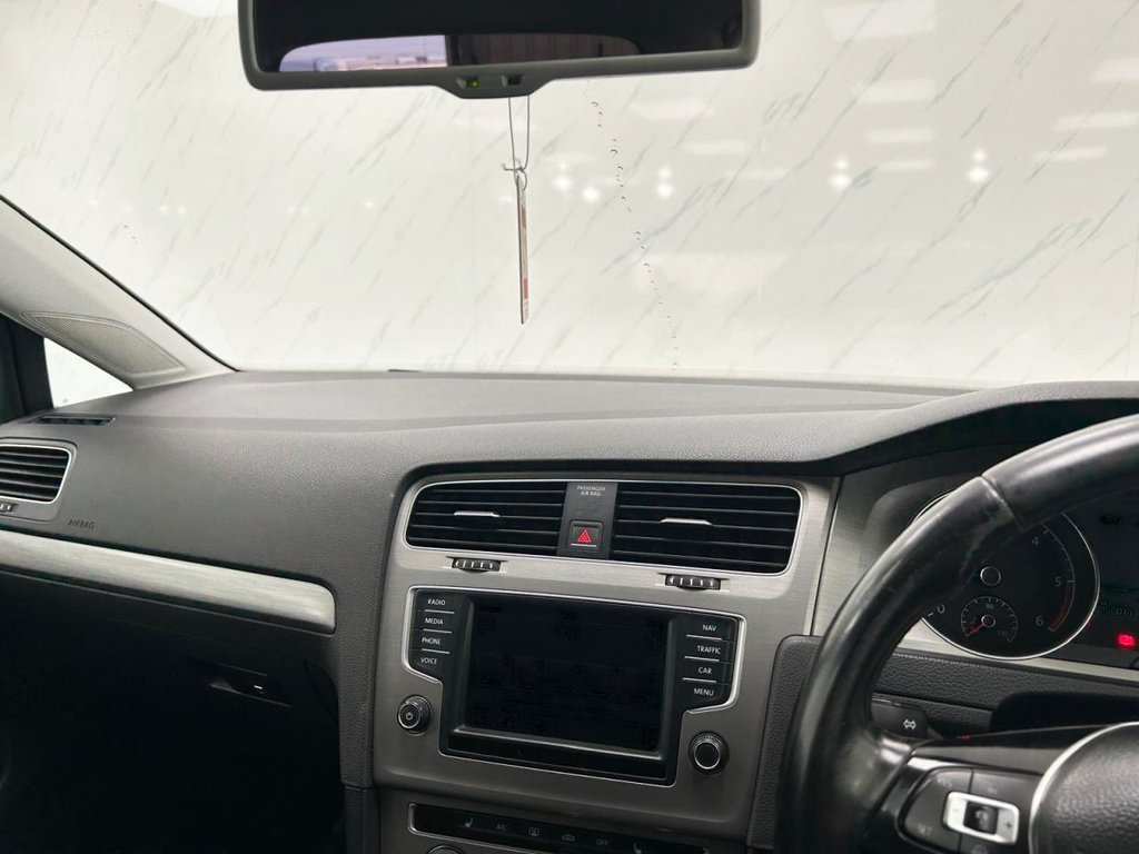 Used Volkswagen Golf 2016 for sale - 76986389: Photo 14