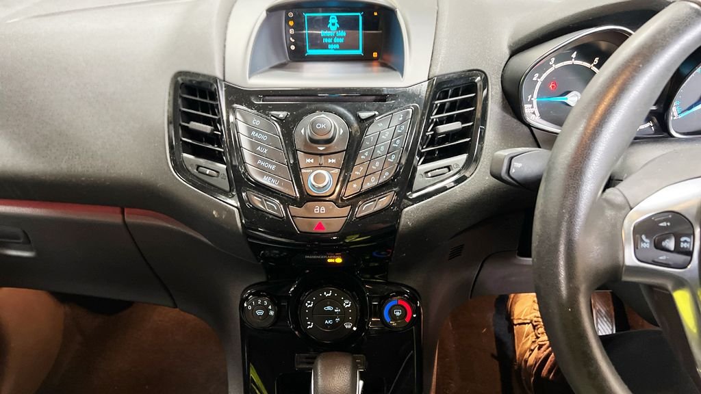 Used Ford Fiesta 2014 for sale - 77275960: Photo 9